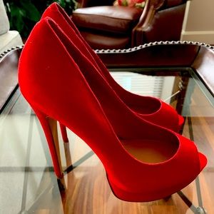 Steve Madden-Red Suede PeepToe Platform High Heels